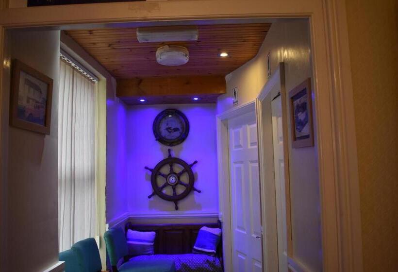 צימר Taldrwst Farmhouse