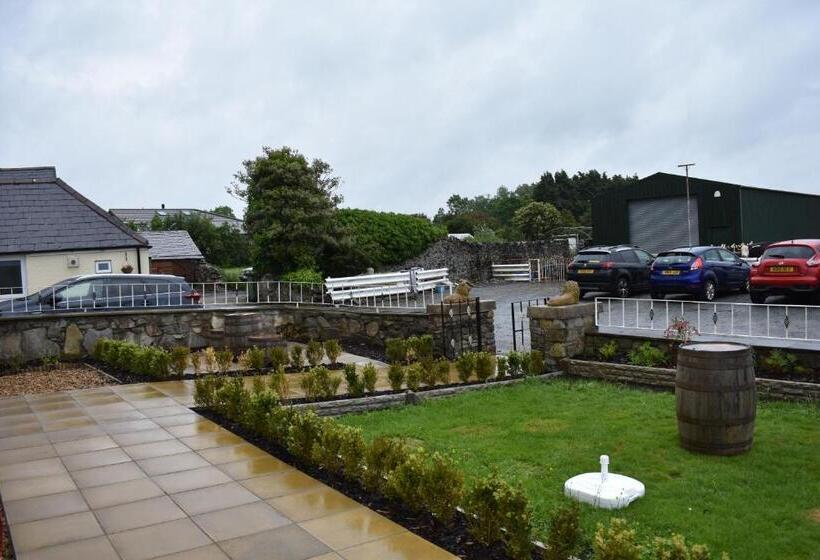 צימר Taldrwst Farmhouse