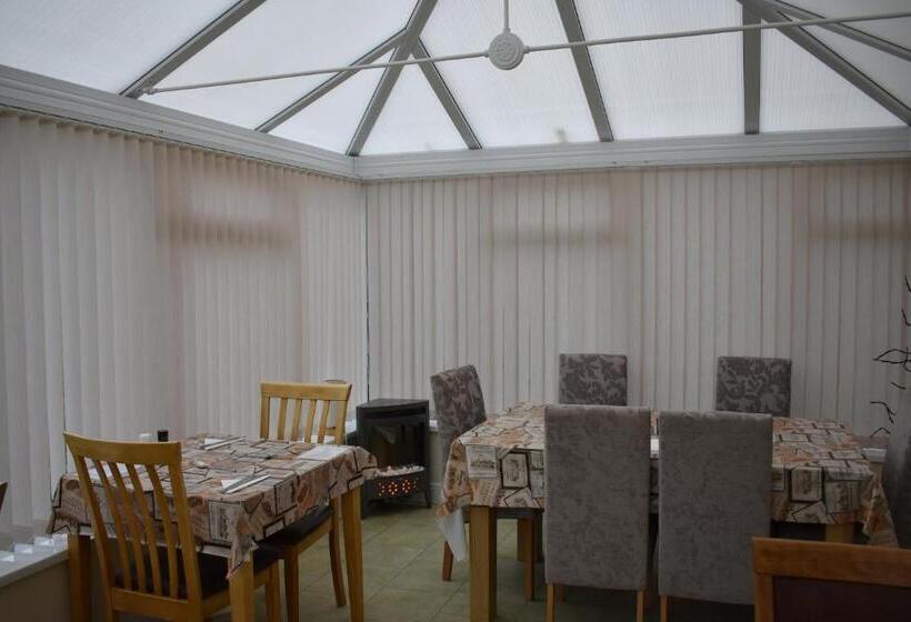 צימר Taldrwst Farmhouse