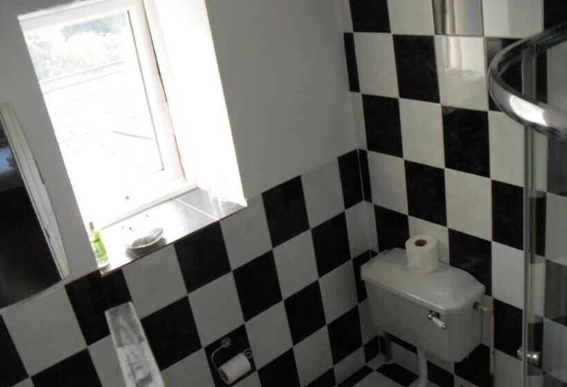 ベッドアンドブレックファースト The Hub At Abercrave