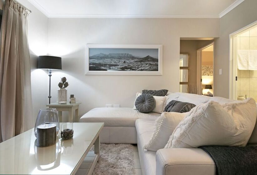 Big Bay Beach Club 21 By Hostagents