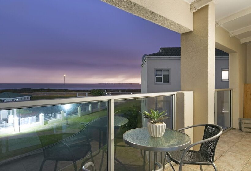 Big Bay Beach Club 21 By Hostagents