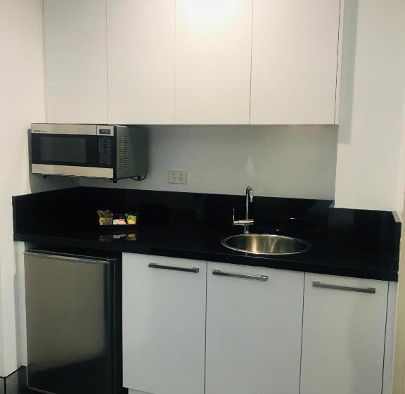 Crown On Darby Newcastle