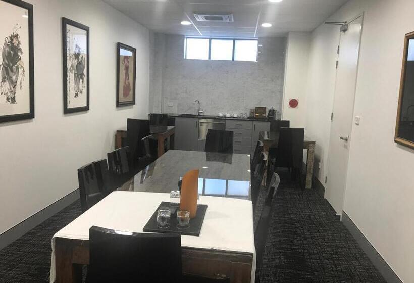 Crown On Darby Newcastle