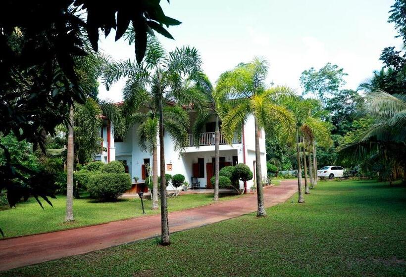 Отель Green Edge Villa