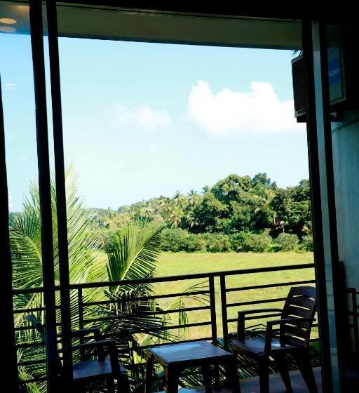 Отель Green Edge Villa