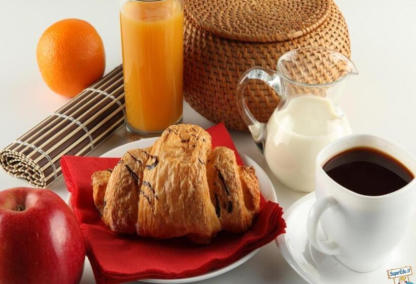 Отель Igv Club Baia Samuele