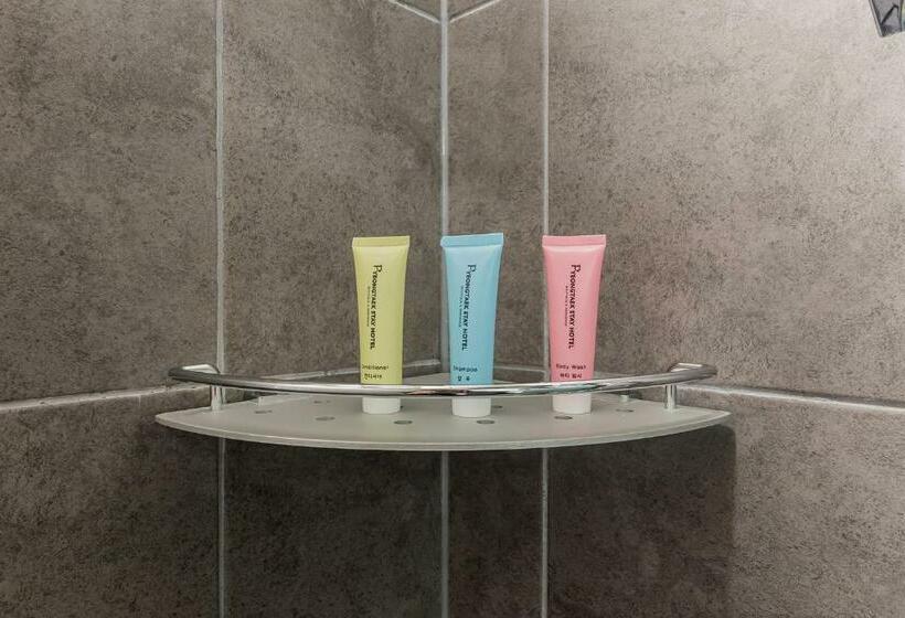 בית מלון כפרי Pyeongtaek Stay Tourist