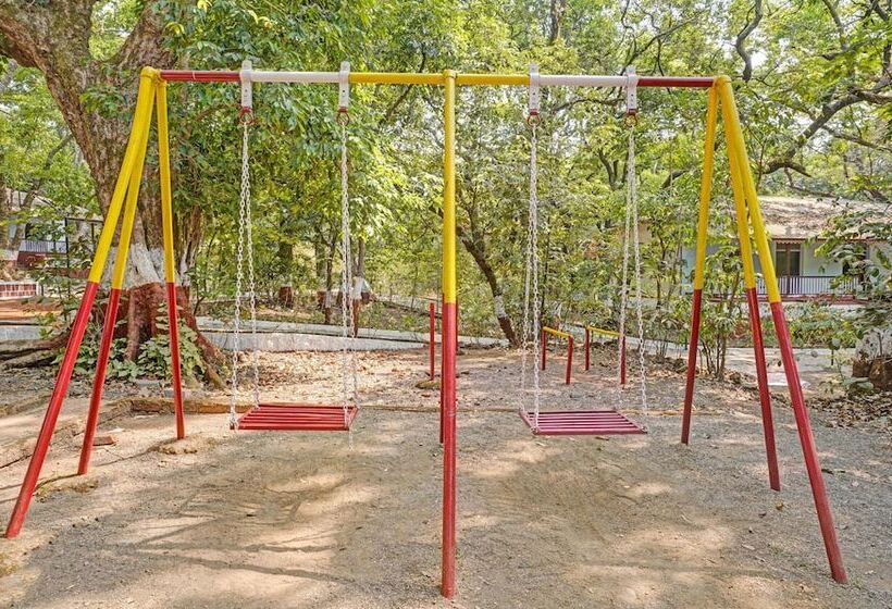 호텔 Treebo Cecil Resort, 600 Mtrs From Matheran Railway Station