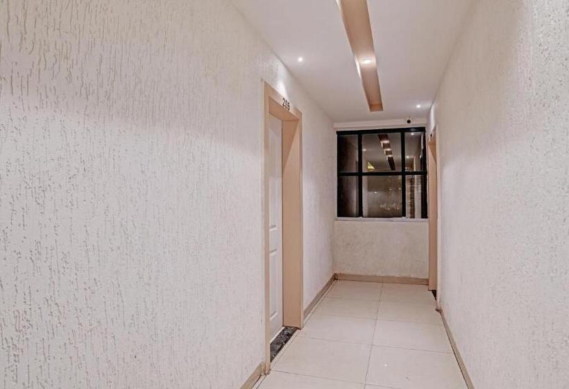 ホテル Treebo Trend Omkar