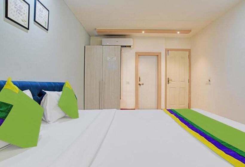 ホテル Treebo Trend Omkar