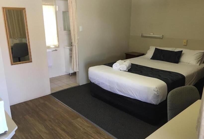 モーテル Plantation Park Motor Inn