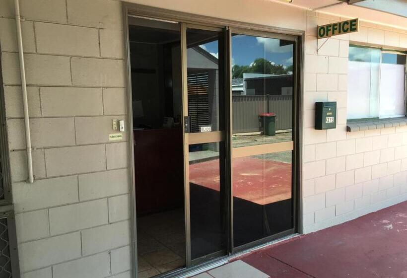 فندق على الطريق Plantation Park Motor Inn