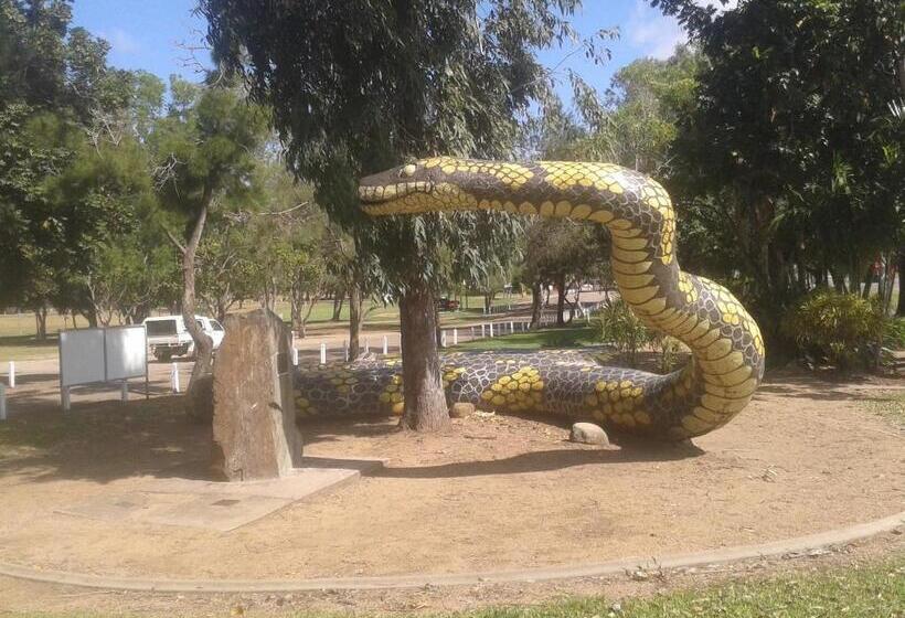 فندق على الطريق Plantation Park Motor Inn