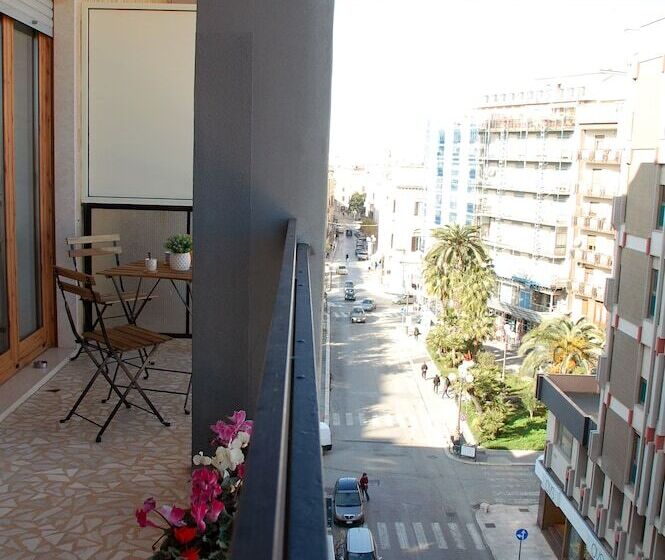 פנסיון Dimore Del Sud City Center