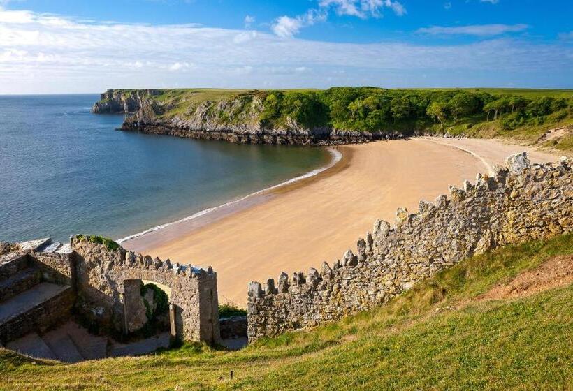 بنسيون Gwynfryn Guest House
