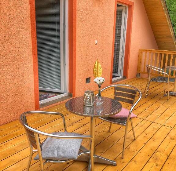 膳宿费 Penzión Pod Zámkom