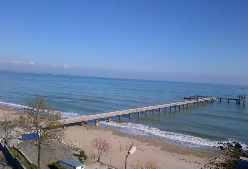 بنسيون Villa Diana