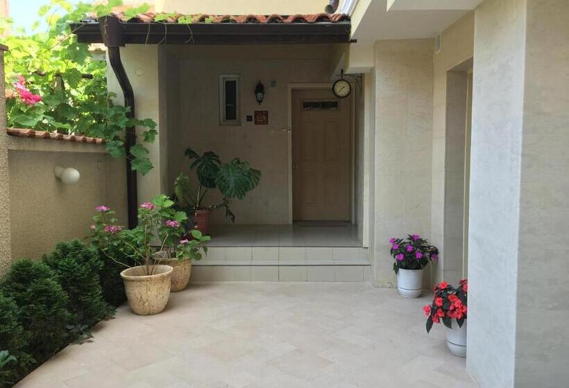 بنسيون Villa Diana