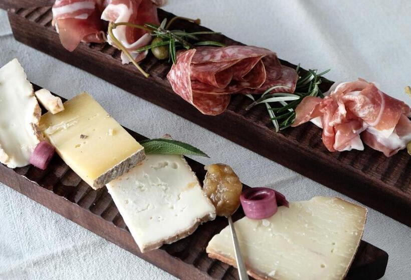 הוסטל Casa Della Capra