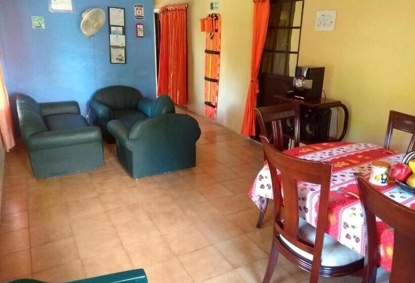 ユースホステル Posada Nativa Miss Casira