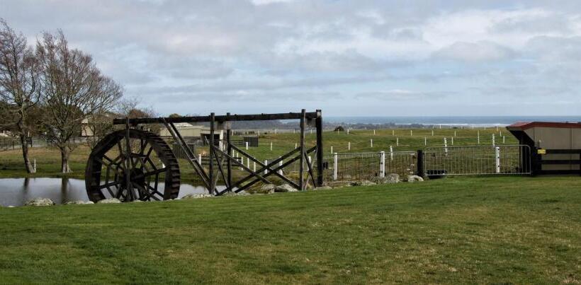 هاستل Stations Inn