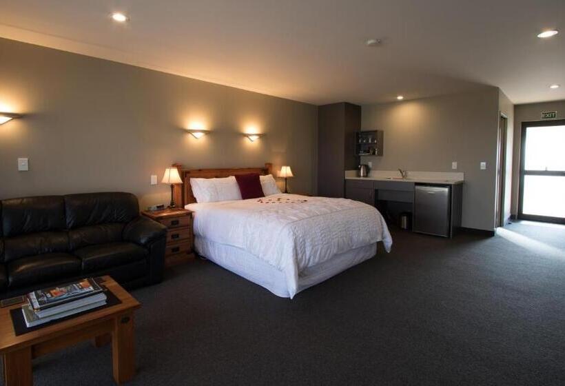 הוסטל Stations Inn