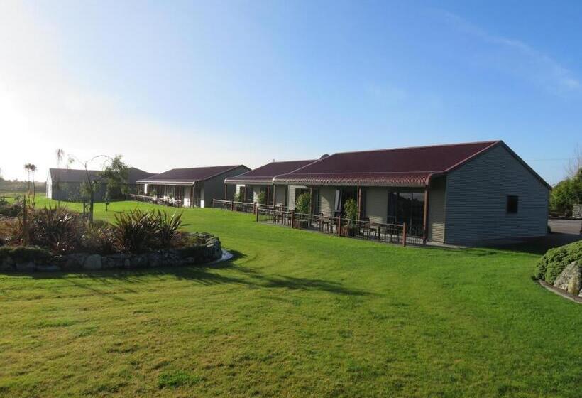 هاستل Stations Inn