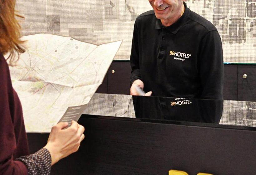 Bb Hotels Aparthotel Isola