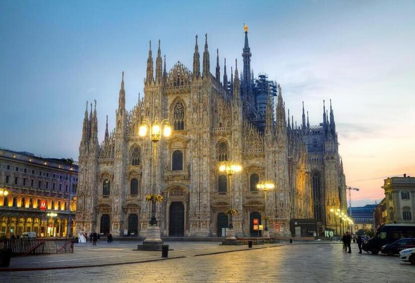 Bb Hotels Aparthotel Isola