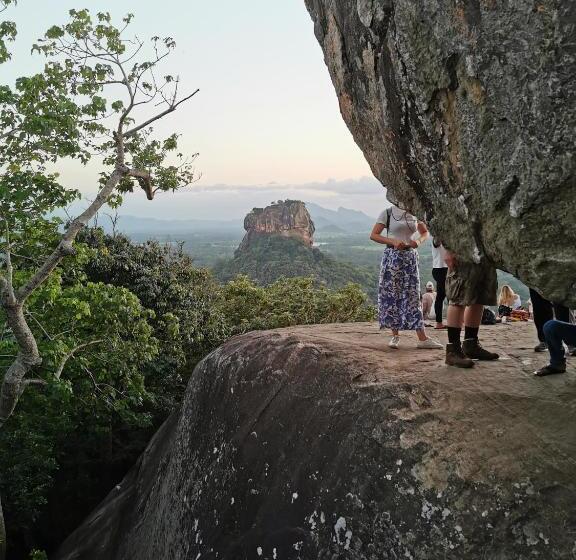 ベッドアンドブレックファースト Sigiriya Nature Resort