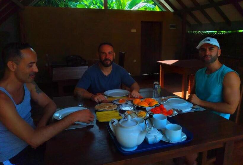 ベッドアンドブレックファースト Sigiriya Nature Resort