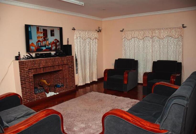 민박 Wakawaka House