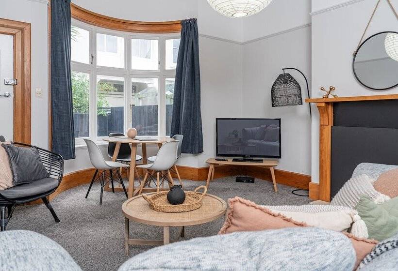 Esplanade Apartments