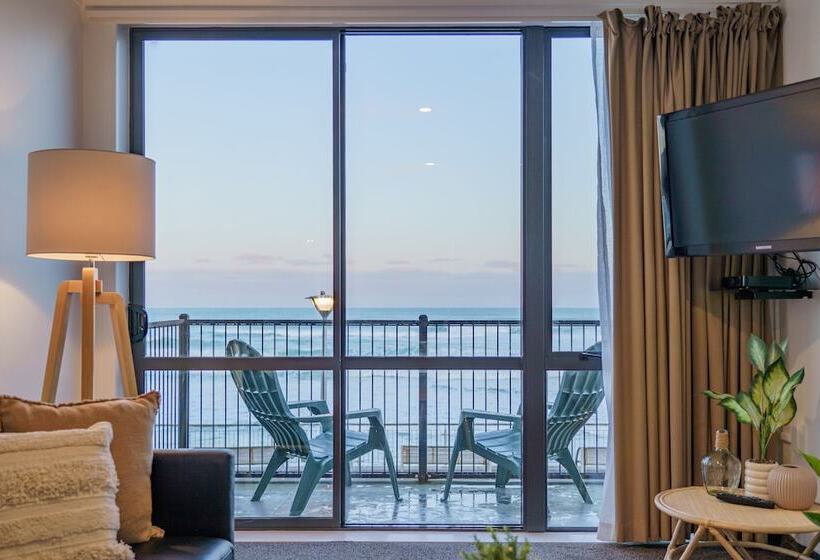 Esplanade Apartments