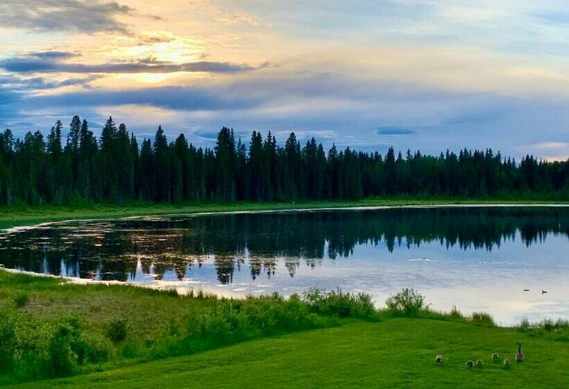 فندق Schott S Lake Conference & Resort