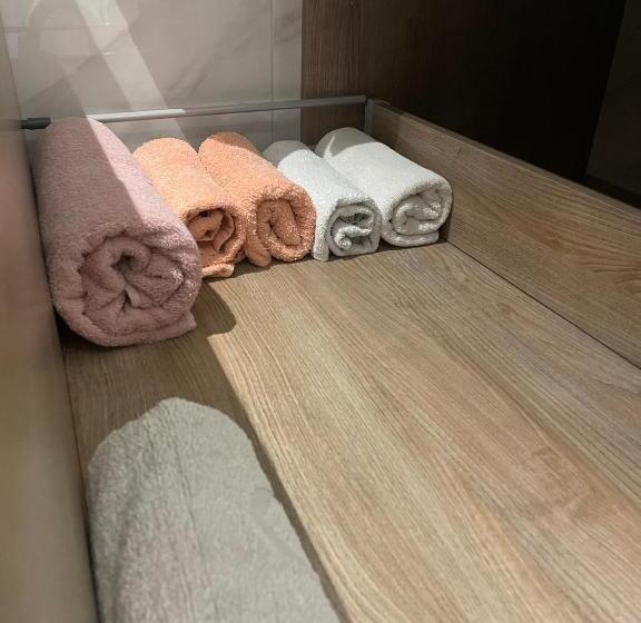 هتل Sea Breeze Apartments Lighthouse