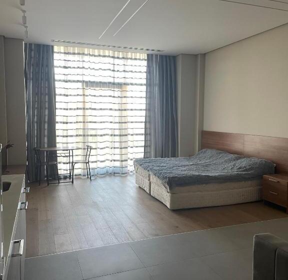 هتل Sea Breeze Apartments Lighthouse