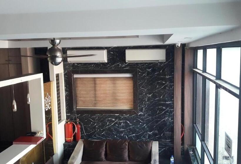 فندق Shine Hospitality Crown