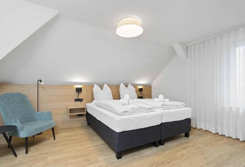 فندق Garni Traube