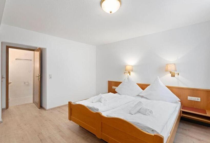 فندق Garni Traube