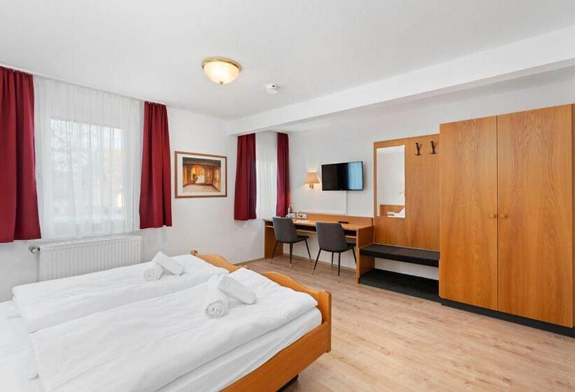 فندق Garni Traube