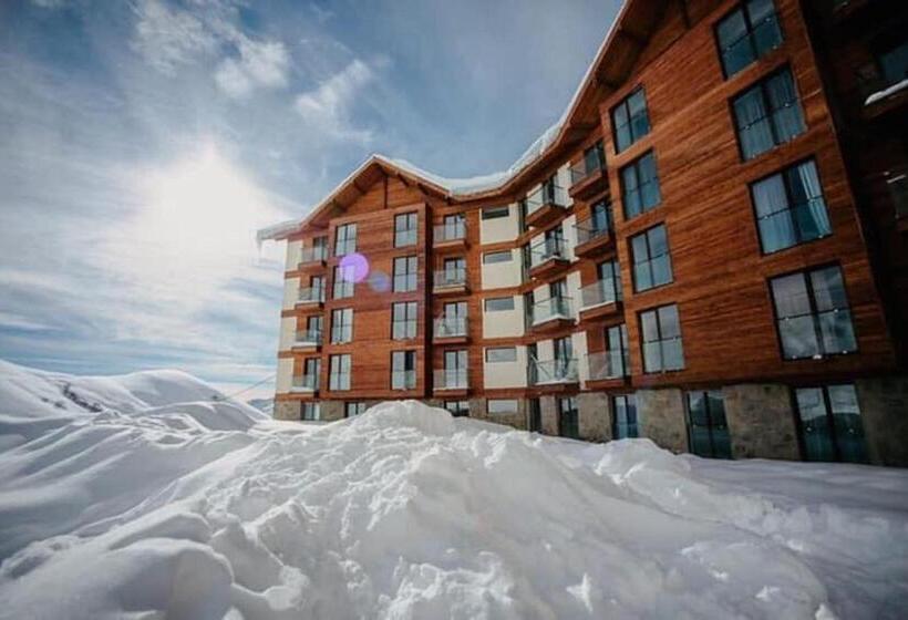 New Gudauri Loft 2 Mountain Harmony, Quiet & Cosy Place Next To Main Lift