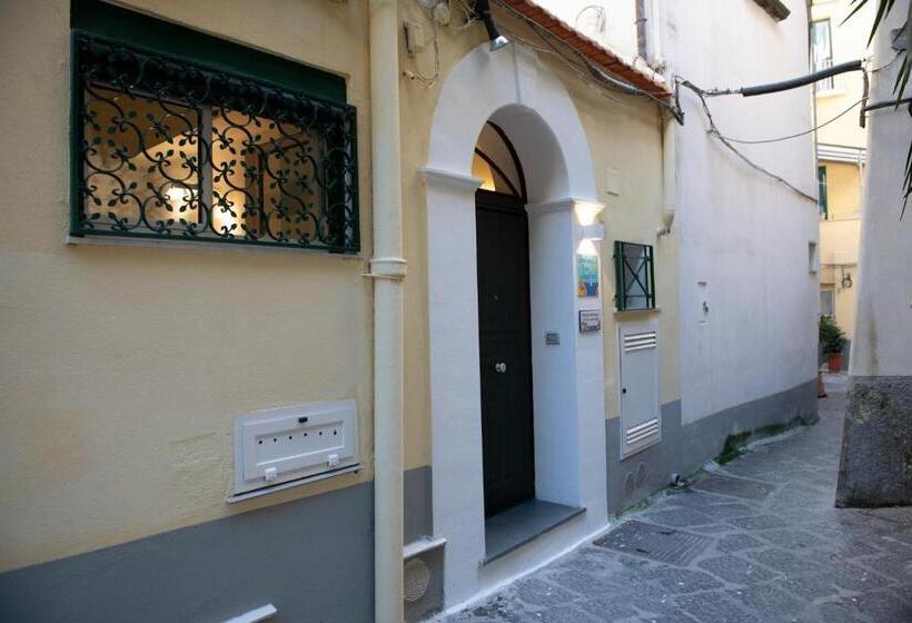 ペンション Amalfi Casa Angelina