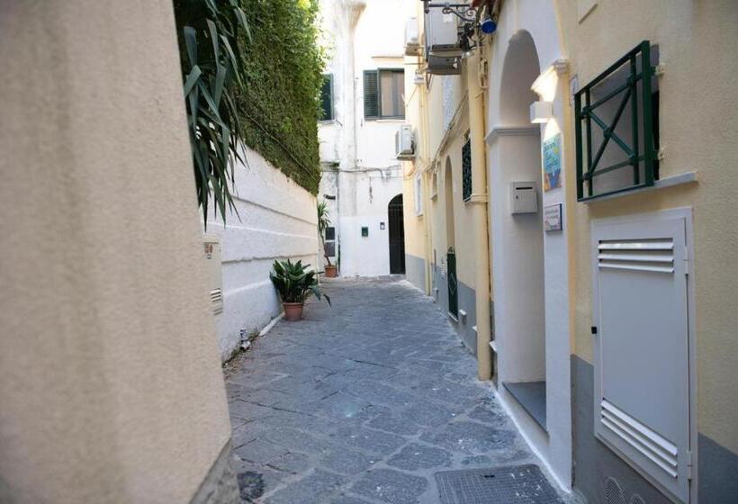 ペンション Amalfi Casa Angelina