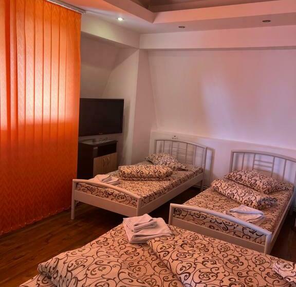 بنسيون Casa Alex