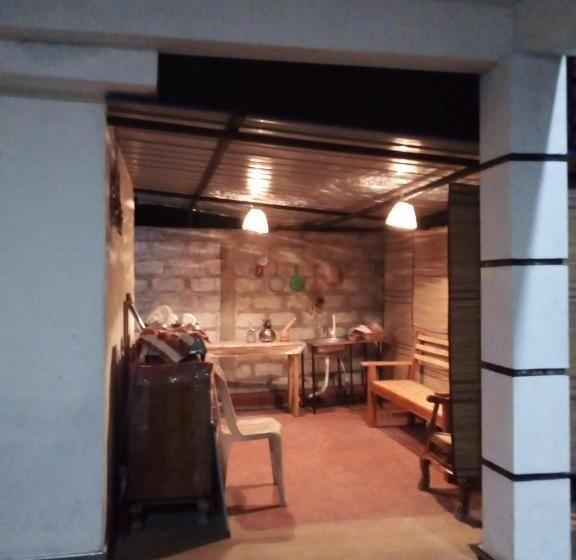 بنسيون Mirissa Niraj Guest