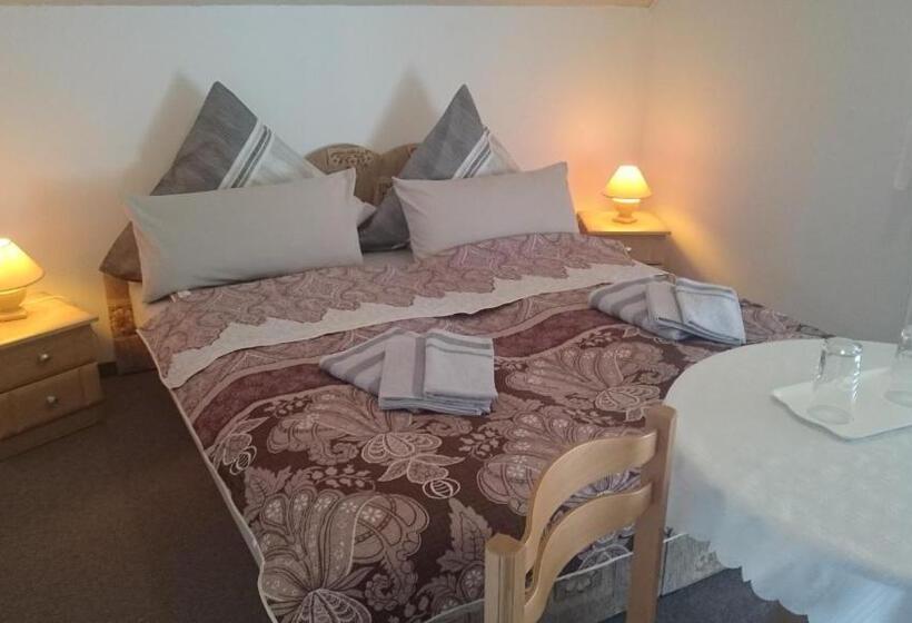 بنسيون Natalie Appartment