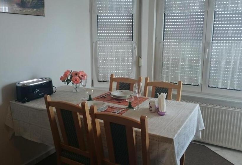 بنسيون Natalie Appartment