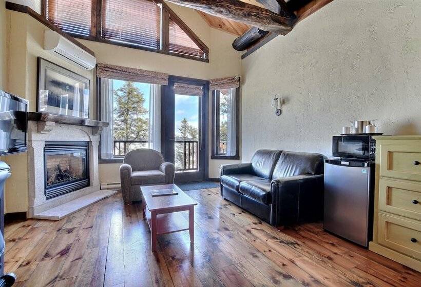 Курорт Les Condos Du Lac Taureau Rooms & Condos